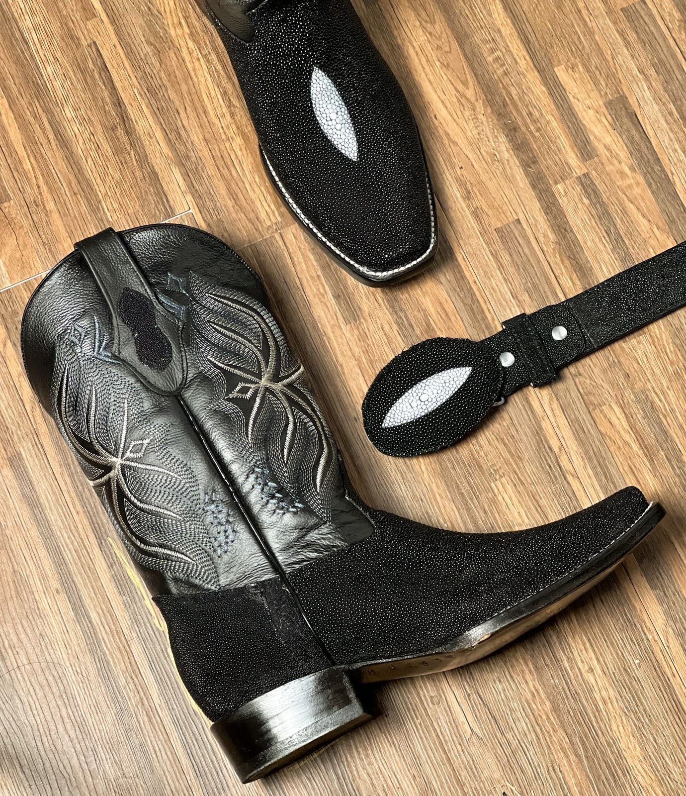 Bota en piel genuina de mantarraya macho para caballero